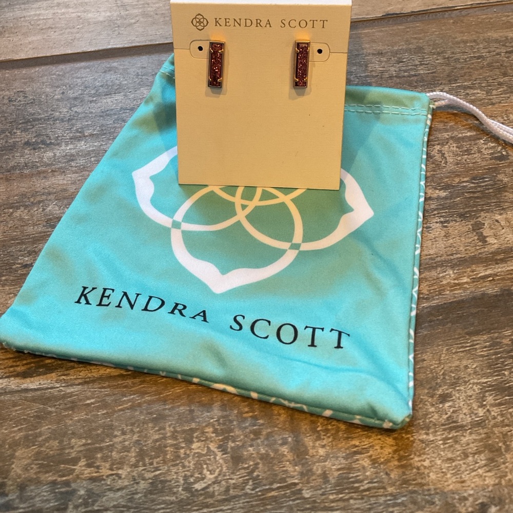 Kendra Scott Hot Pink Earrings